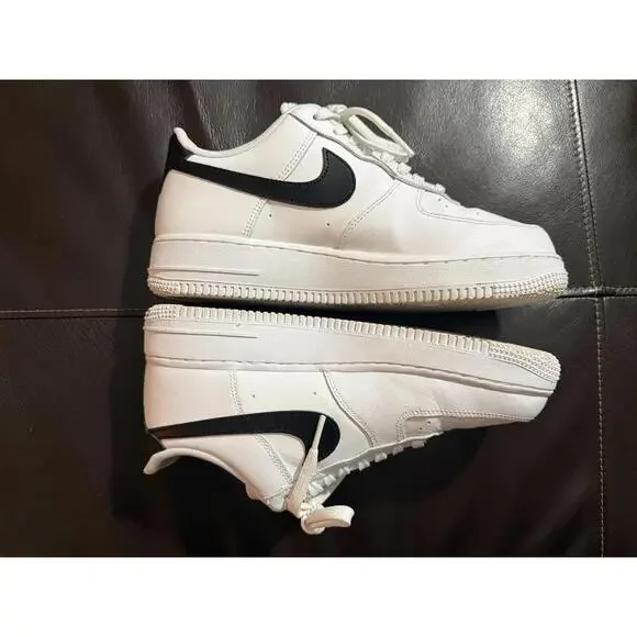 Nike Women’s Air Force 1 Low '07 Essential White Black Gold Mini Swoosh - Picture 3 of 7